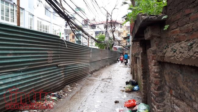 Ngõ 34 Hoàng Cầu (Đống Đa) bị lấn chiếm, nguy hiểm rình rập ảnh 12